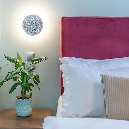 Apartment Topfloor Getaway Balcony&hot Tub+acropolis View Athens